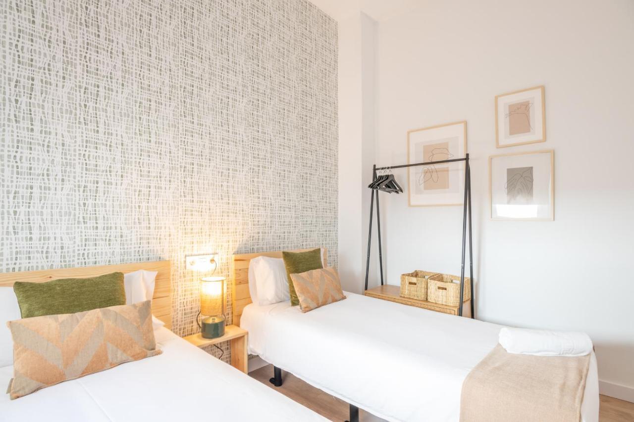 Apartamentos Luna Suites Palacio Dorita Гранада Экстерьер фото