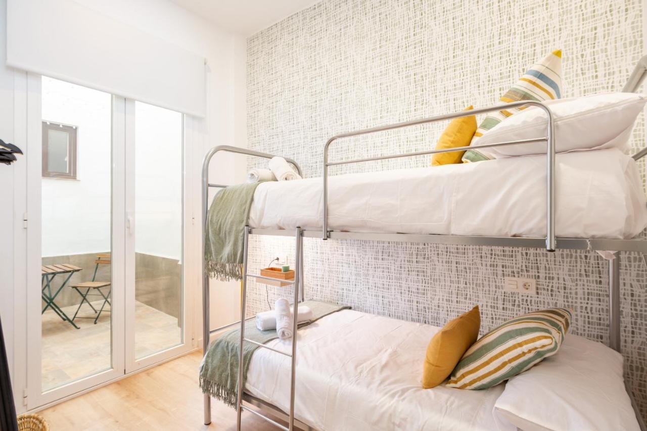 Apartamentos Luna Suites Palacio Dorita Гранада Экстерьер фото